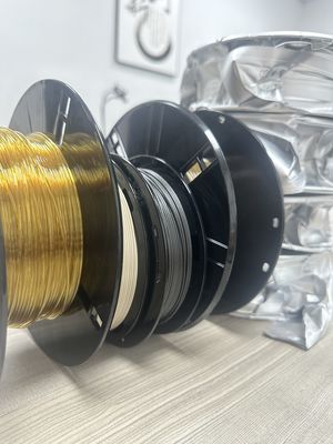 Αγορά Υψηλό HDT 0,45Mpa 210 °C Ultem 1000 PEI ρητίνη Φύση χρώμα 1,75mm 3D Filament εκτύπωσης με διάσπαση επιμήκυνσης 5mm/min Τύπος 60% online manufacture